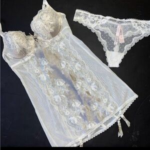 Victoria's Secret Sheer & Lace Sexy Slip